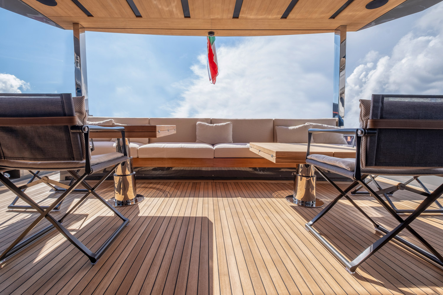 Deck with sofa and chairs