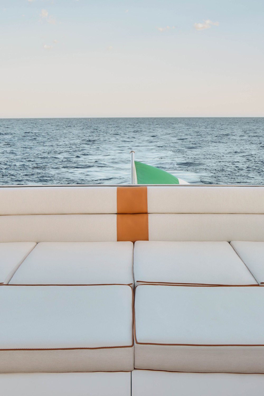 Sofa at the stern with sea view